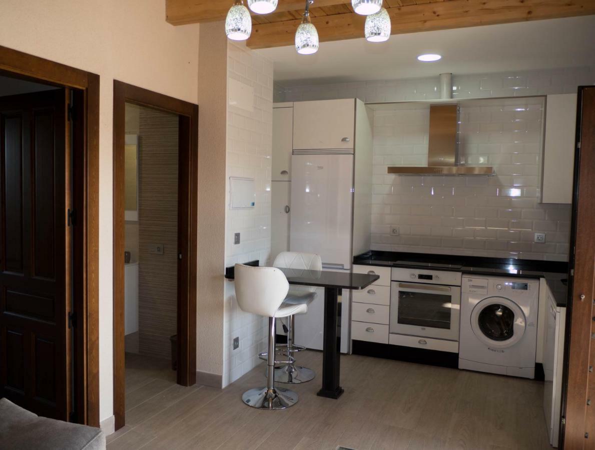 Apartamentos La Fabrica Villaluenga de la Vega Exterior photo